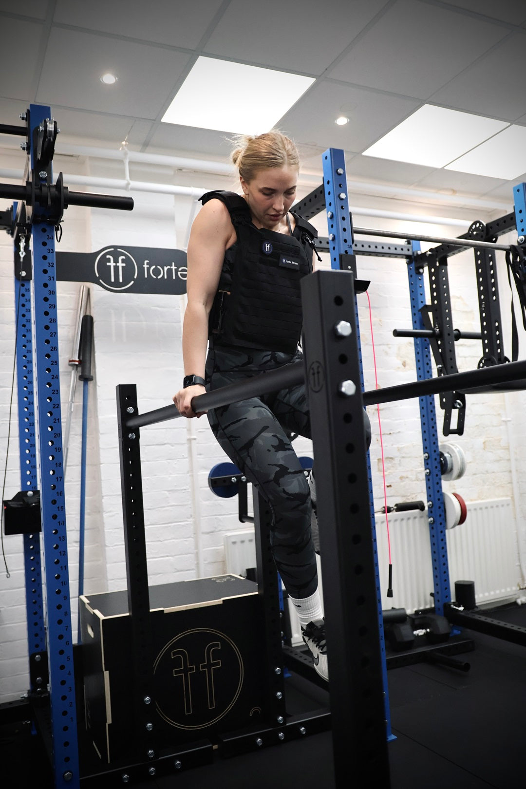 Weight Vest with Quick-Release System